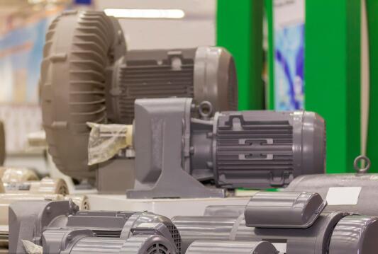 电机端盖翻边铆接，电机制造工艺的关键步骤